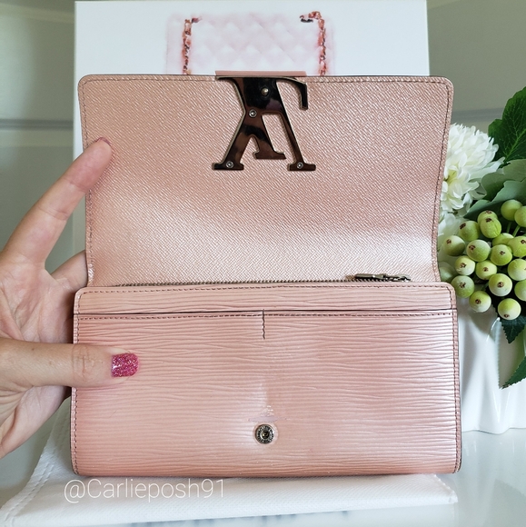 Authentic Pre-owned Louis Vuitton Epi Louise Wallet - Picture 6 of 15